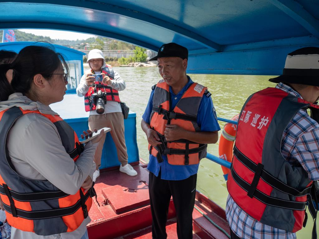 锚定现代化 改革再深化｜江西湖口：长江生态变迁留住“微笑天使”