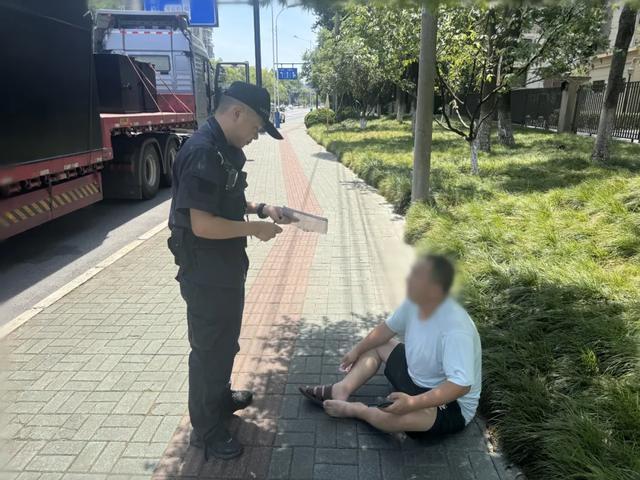 东北大哥在杭州“热到报警”