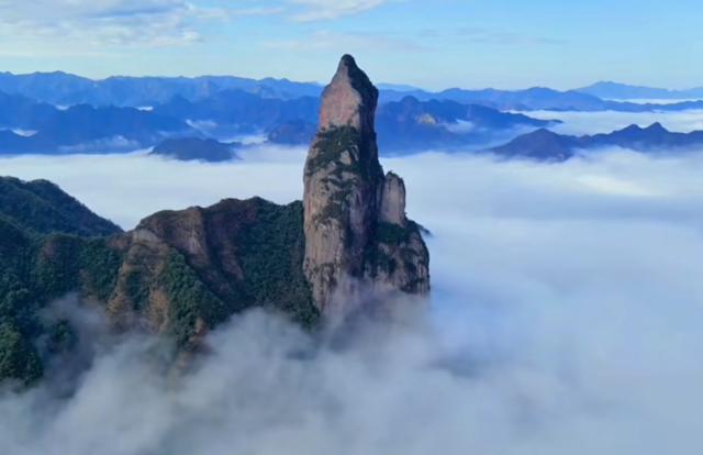 暑期出游：在浙江爬山竟然可以坐电梯——神仙居的"无痛"登山新体验