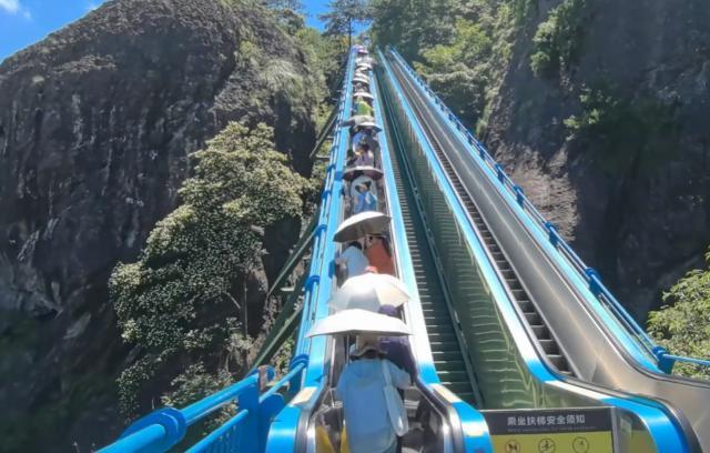 暑期出游：在浙江爬山竟然可以坐电梯——神仙居的"无痛"登山新体验